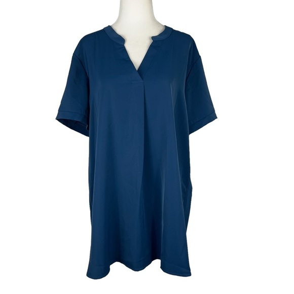 timeson Tops - NEW WITH‎ TAGS TIMESON SHORT SLEEVED NOTCHED V-NECK WOMEN'S BLOUSE